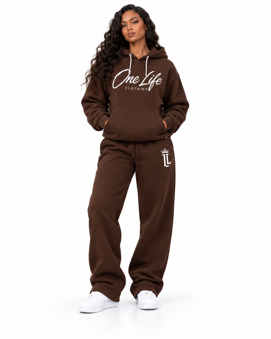 Female front view of the Brown ON GO smooth heavyweight hoodie and matching pants