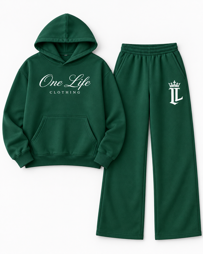 Women's green ON GO pullover and wide-leg pants, front