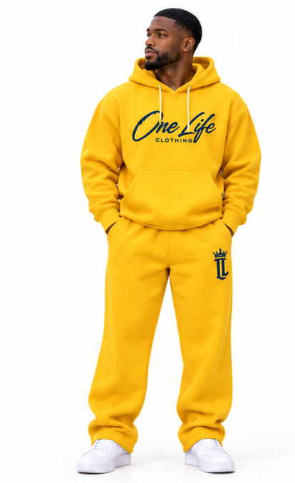 male front view of the Yellow ON GO smooth heavyweight set